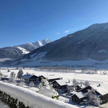 Holiday Apartment In Pinzgau With A Large Terrace Mittersill Eksteriør bilde