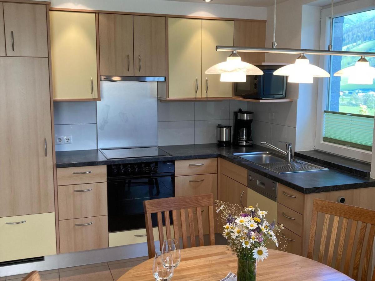 Holiday Apartment In Pinzgau With A Large Terrace Mittersill Eksteriør bilde